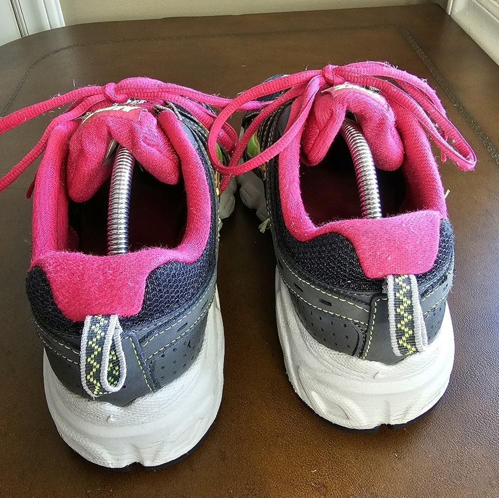 NIKE AIR Aivord 8 Shoes Pink Gray Chartreuse size 8 - Picture 7 of 9